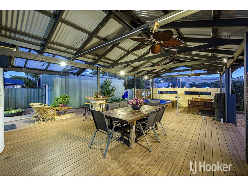 14 Dawson Avenue, Abbey WA 6280