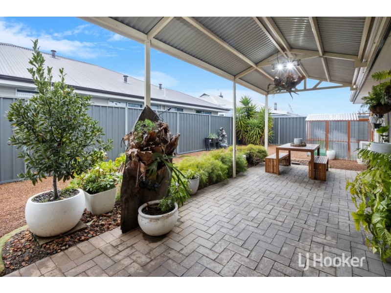 2/17 Moira Road, Collie WA 6225