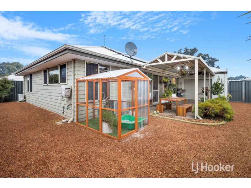 2/17 Moira Road, Collie WA 6225