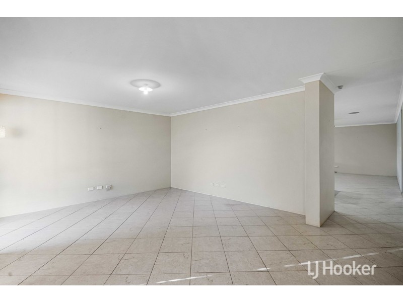 12 Robinhood Road, Dalyellup WA 6230