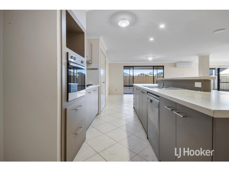 12 Robinhood Road, Dalyellup WA 6230