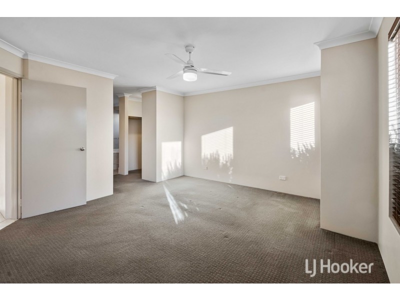 12 Robinhood Road, Dalyellup WA 6230