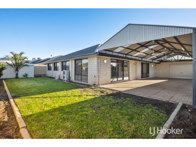 12 Robinhood Road, Dalyellup WA 6230