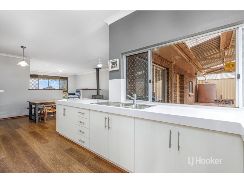 17 Anna Road, Australind WA 6233