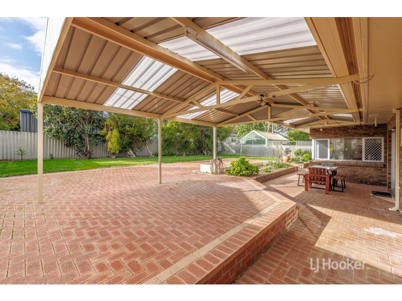17 Anna Road, Australind WA 6233