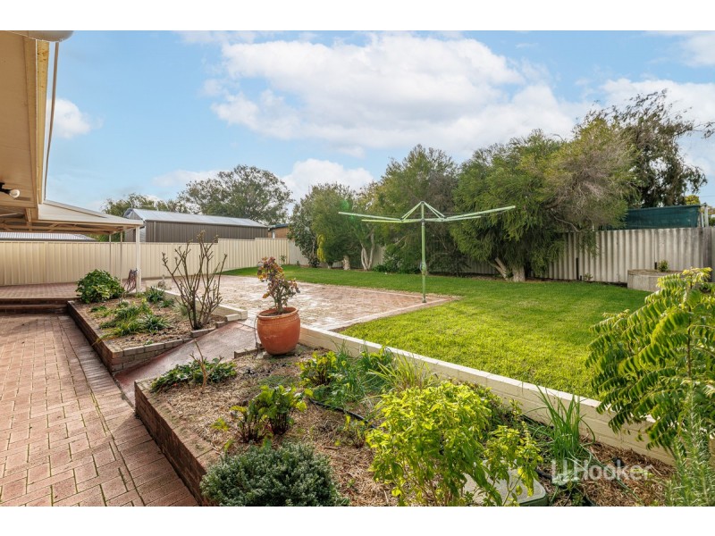 17 Anna Road, Australind WA 6233