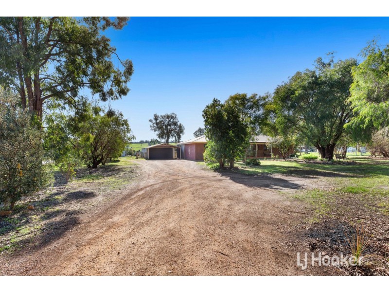 40 Eden Street, Allanson WA 6225