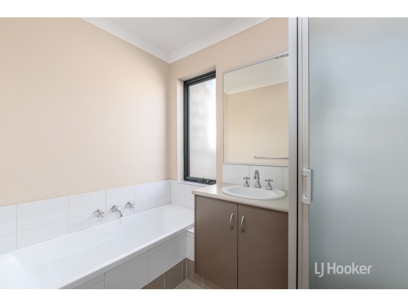 38 Ecclestone Street, Carey Park WA 6230