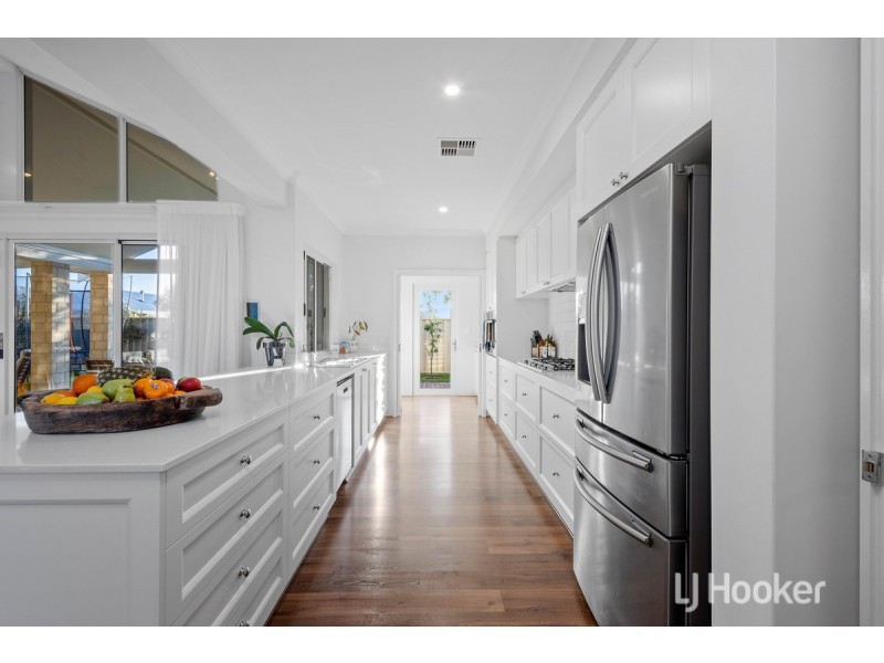 77 Chestnut Boulevard, Millbridge WA 6232