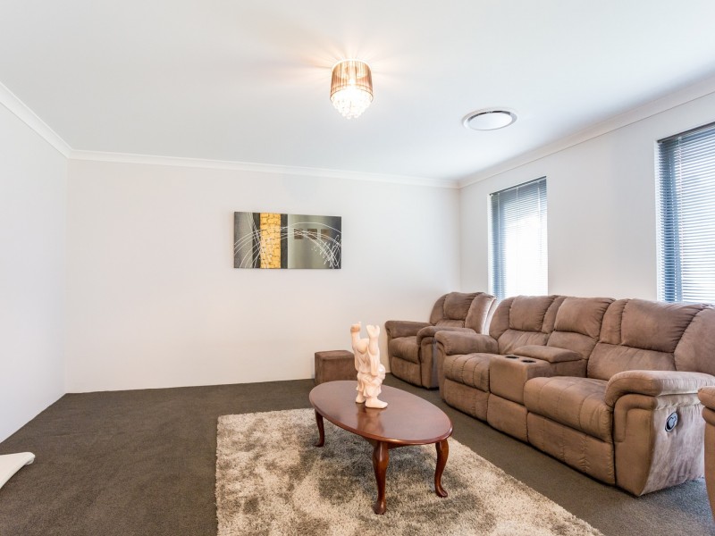 35 Connemara Way, Australind WA 6233