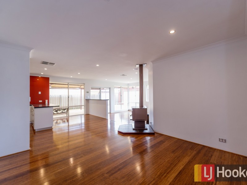 4 Silvergull Terrace, Australind WA 6233