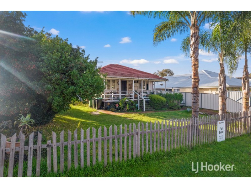 33 Evans Street, Collie WA 6225