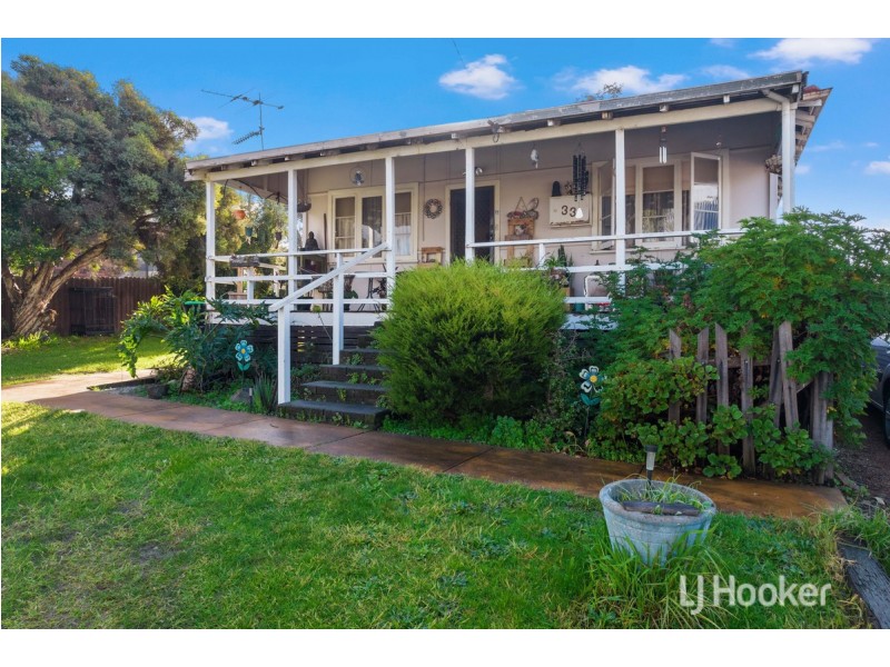 33 Evans Street, Collie WA 6225