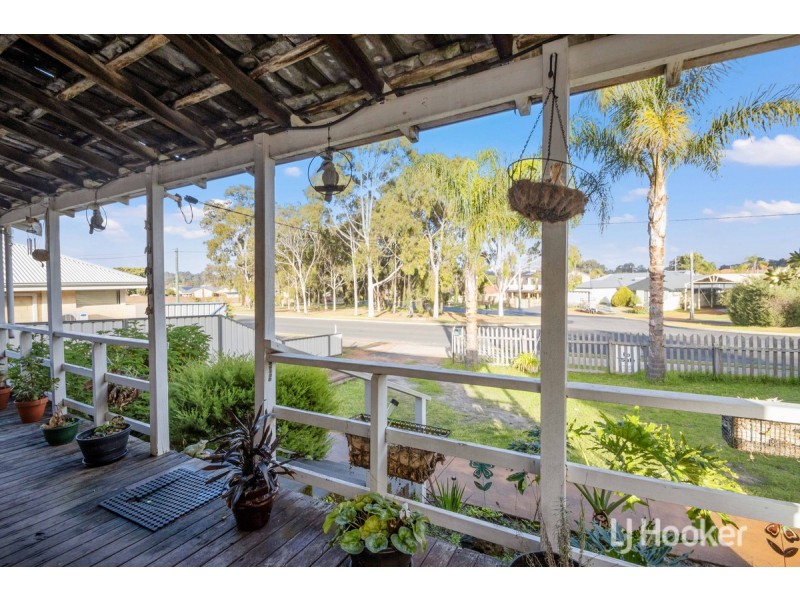 33 Evans Street, Collie WA 6225