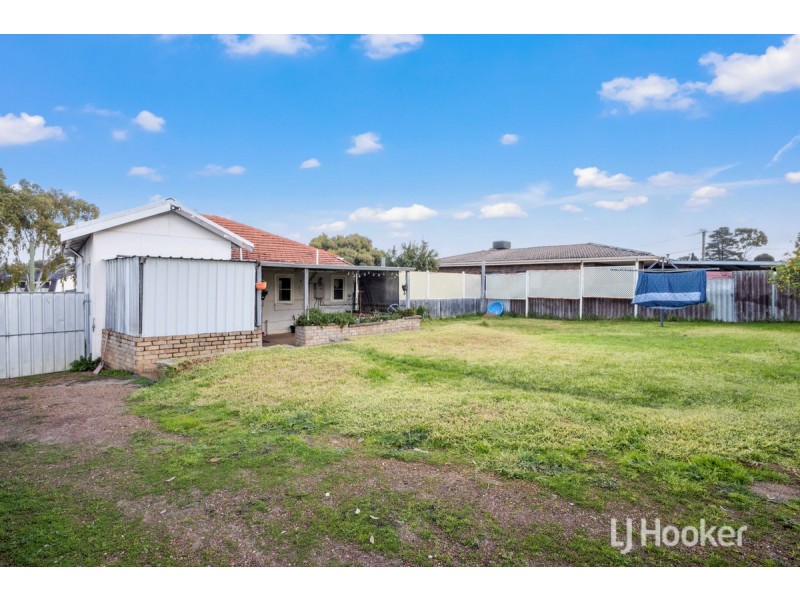 33 Evans Street, Collie WA 6225