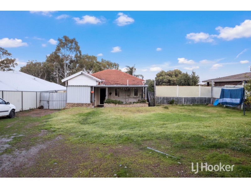 33 Evans Street, Collie WA 6225