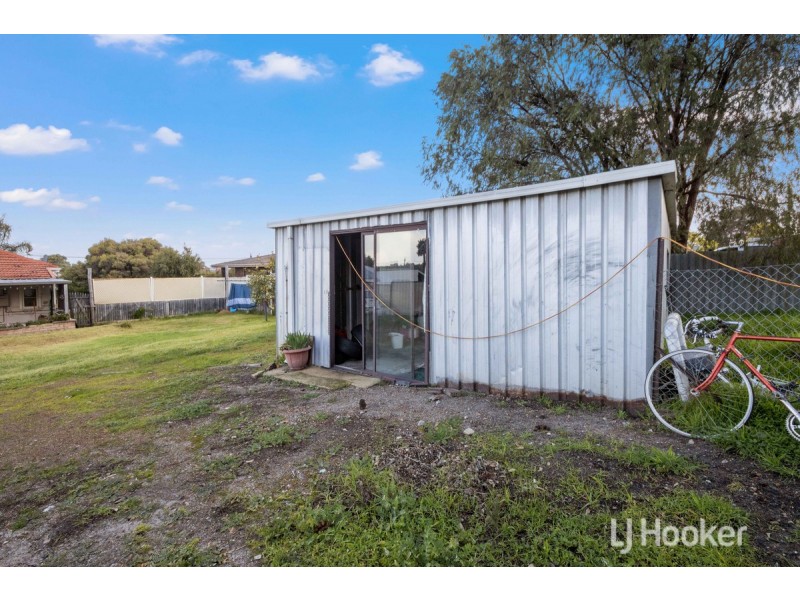 33 Evans Street, Collie WA 6225