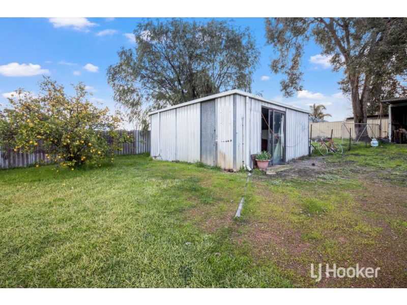 33 Evans Street, Collie WA 6225
