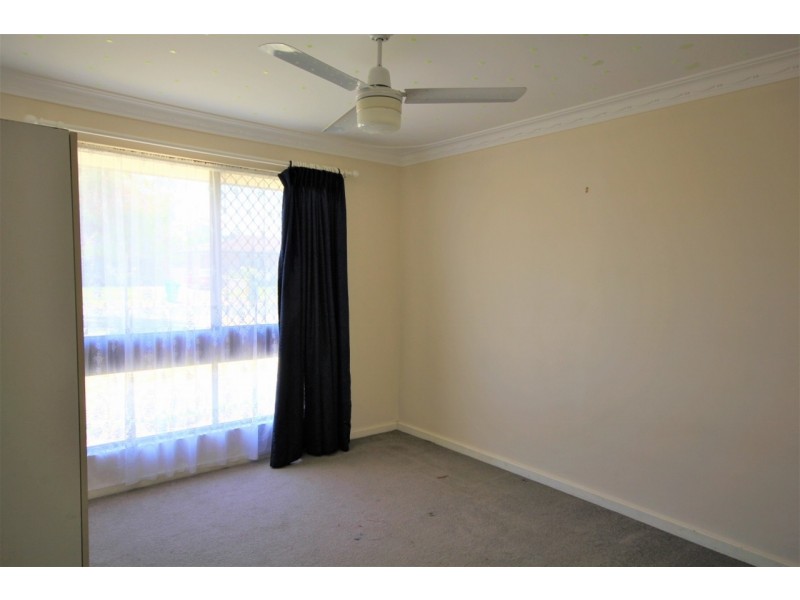 6 Ganfield Street, Carey Park WA 6230