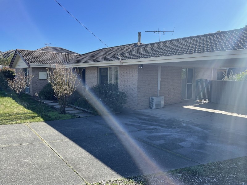 4 Sunburst Grove, Collie WA 6225