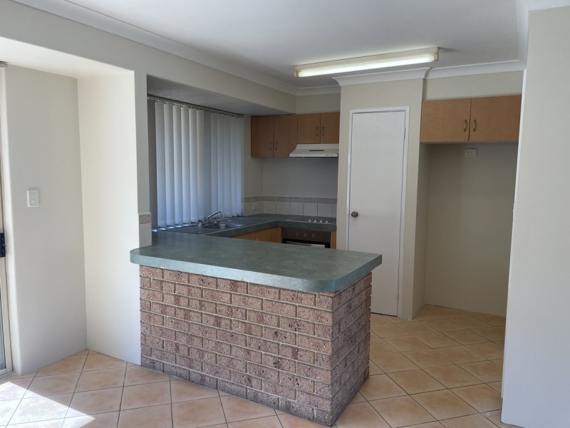 4 Sunburst Grove, Collie WA 6225