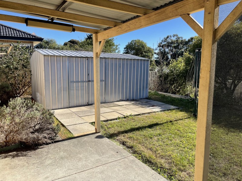 4 Sunburst Grove, Collie WA 6225