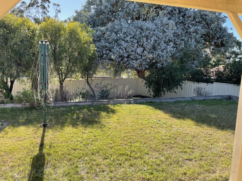 4 Sunburst Grove, Collie WA 6225