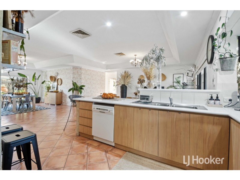 14 Braidwood Drive, Australind WA 6233
