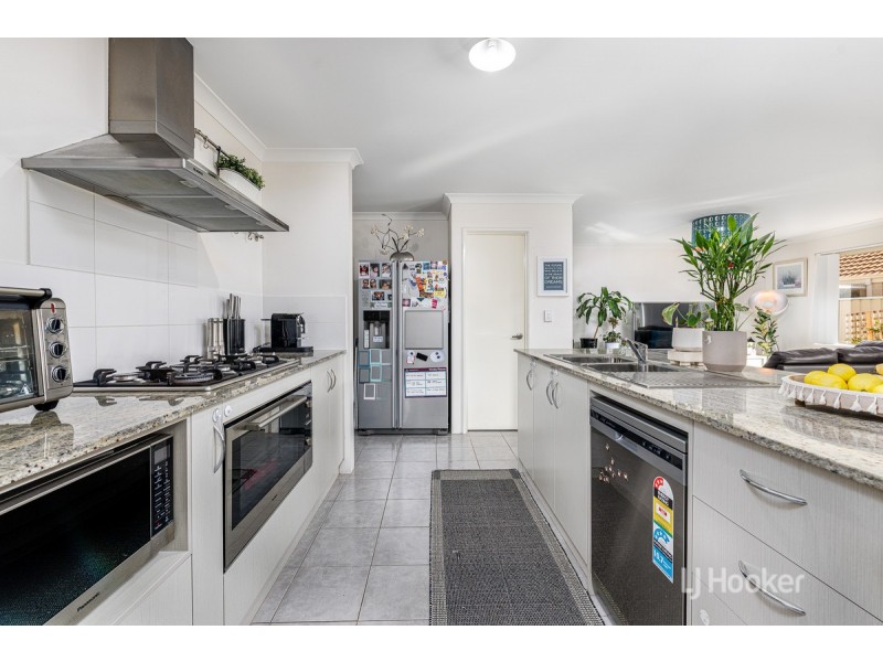 5 Mary Road, Yalyalup WA 6280