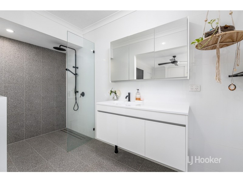 20 Bucktin Street, Collie WA 6225