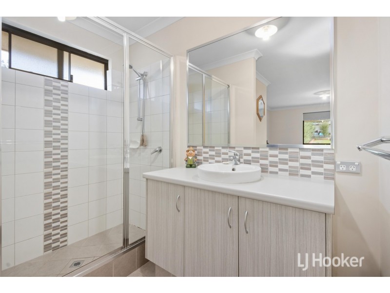 16 Irwin Street, Collie WA 6225