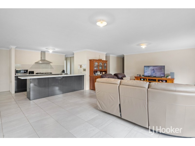 16 Irwin Street, Collie WA 6225
