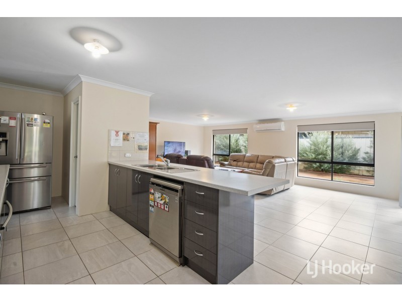 16 Irwin Street, Collie WA 6225