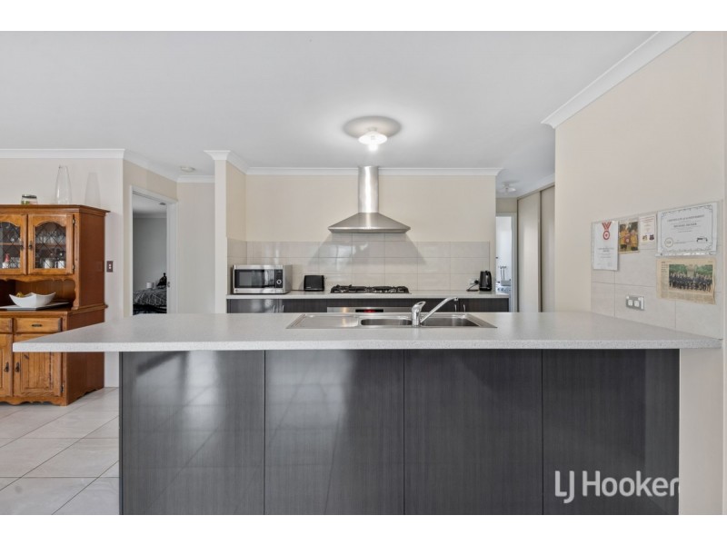 16 Irwin Street, Collie WA 6225