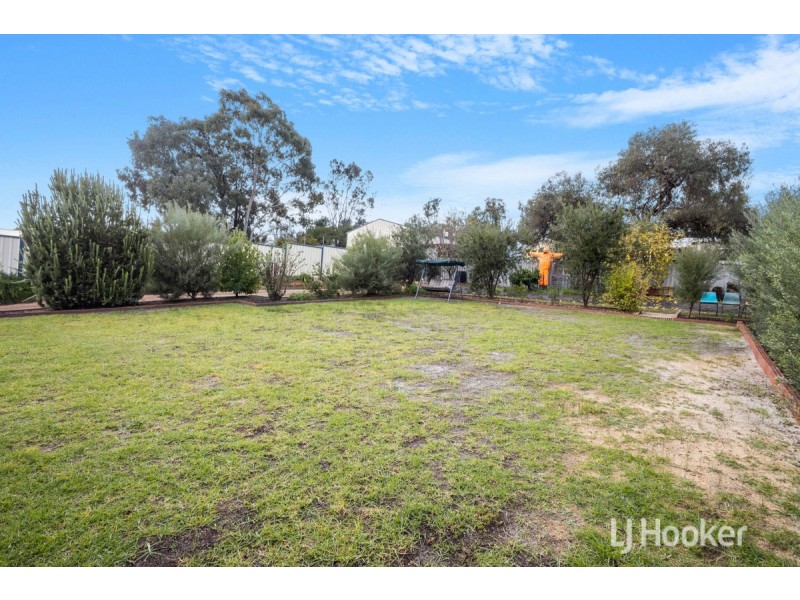 16 Irwin Street, Collie WA 6225