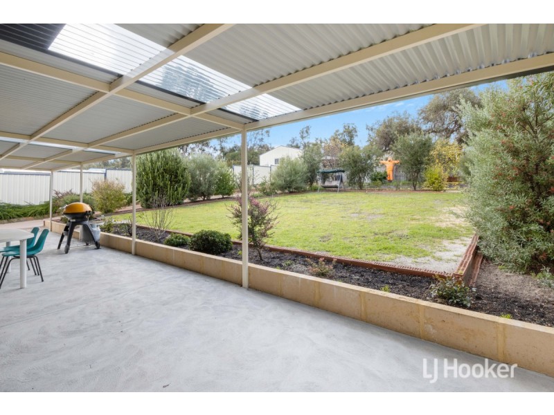 16 Irwin Street, Collie WA 6225