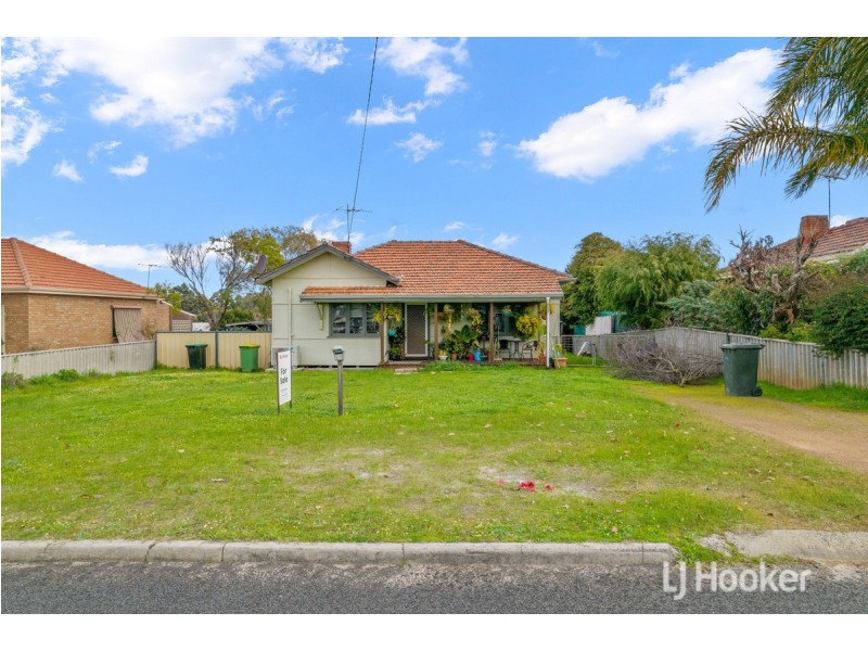 21 Deakin Street, Collie WA 6225