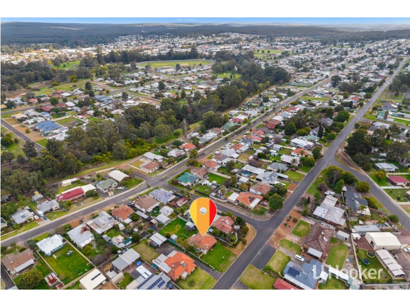21 Deakin Street, Collie WA 6225