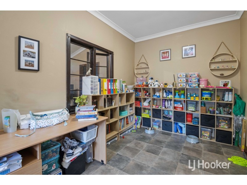21 Deakin Street, Collie WA 6225