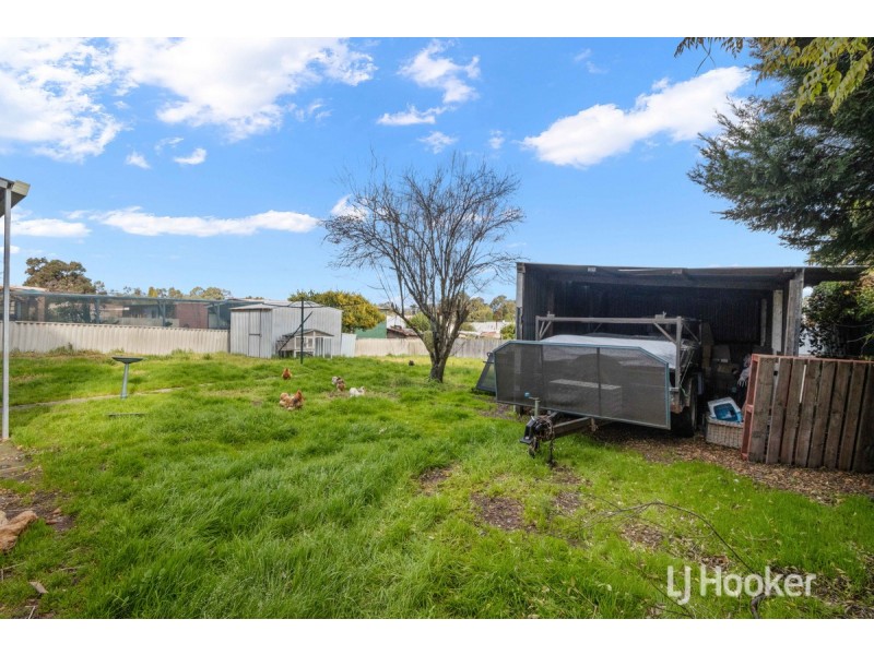 21 Deakin Street, Collie WA 6225