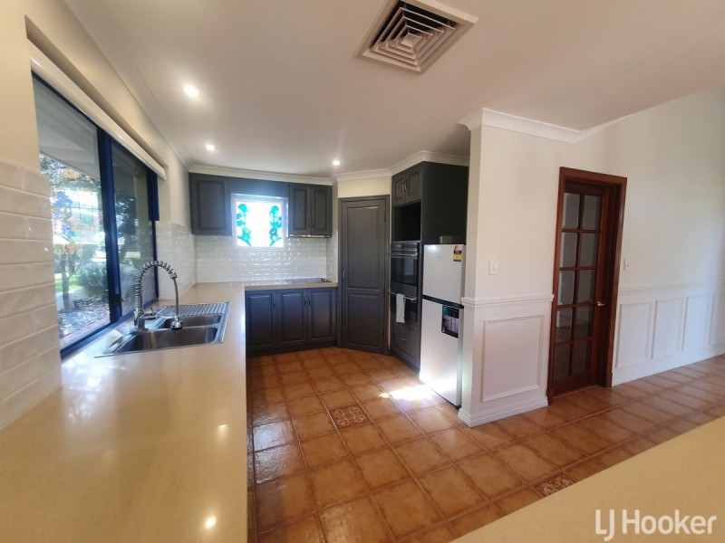 55 Turnberry Way, Pelican Point WA 6230