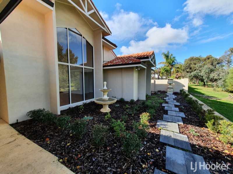 55 Turnberry Way, Pelican Point WA 6230