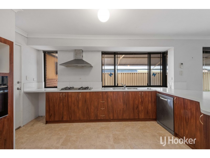 17 Walingale Drive, Australind WA 6233