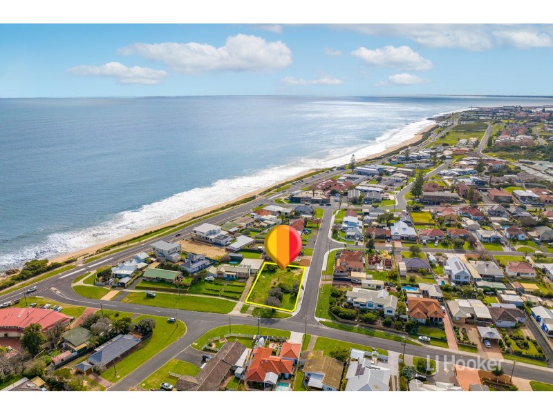 8 Beach Road, South Bunbury WA 6230