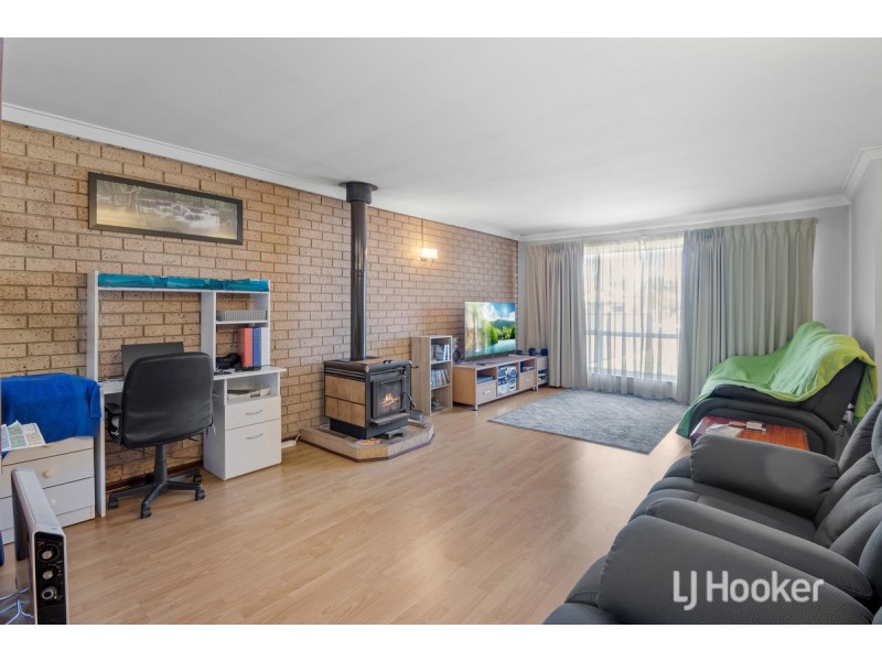 B/60 Jones Street, Collie WA 6225