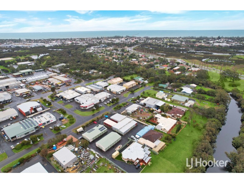 BJ’S SELF 14 Isaacs Street, Busselton WA 6280