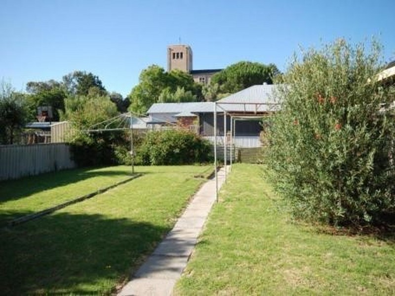 15 Sampson Road, Bunbury WA 6230