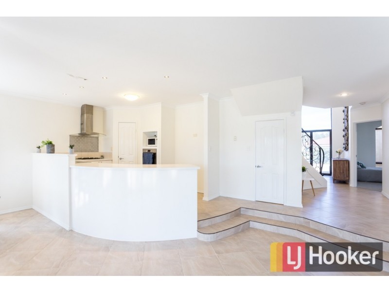 16 Pickworth Retreat, Pelican Point WA 6230