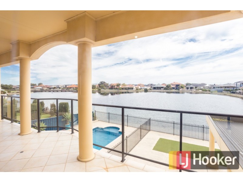 16 Pickworth Retreat, Pelican Point WA 6230