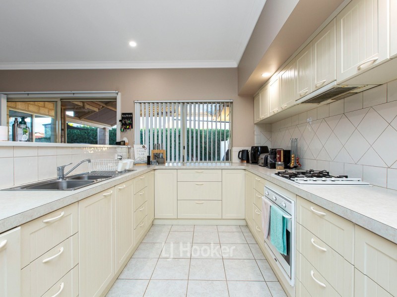 9 Pimelia Road, Glen Iris WA 6230